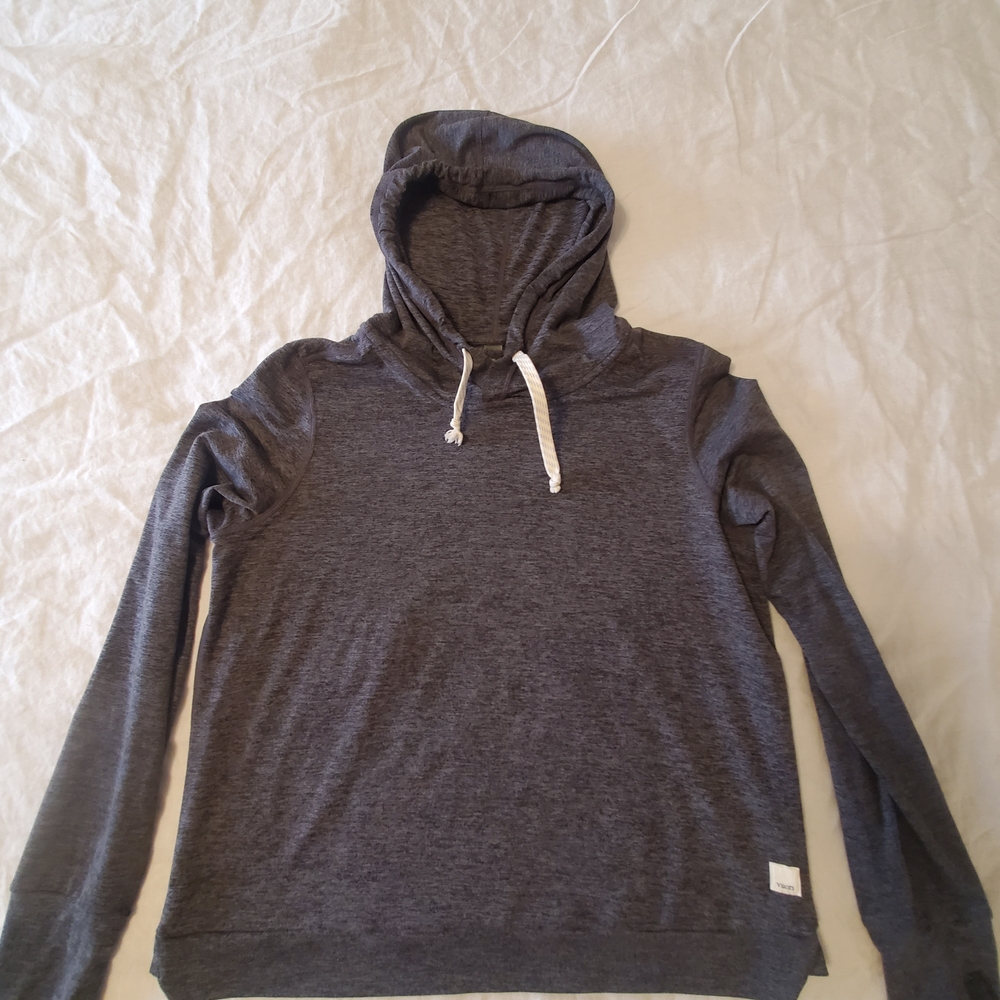 Vuori Small Hoodie